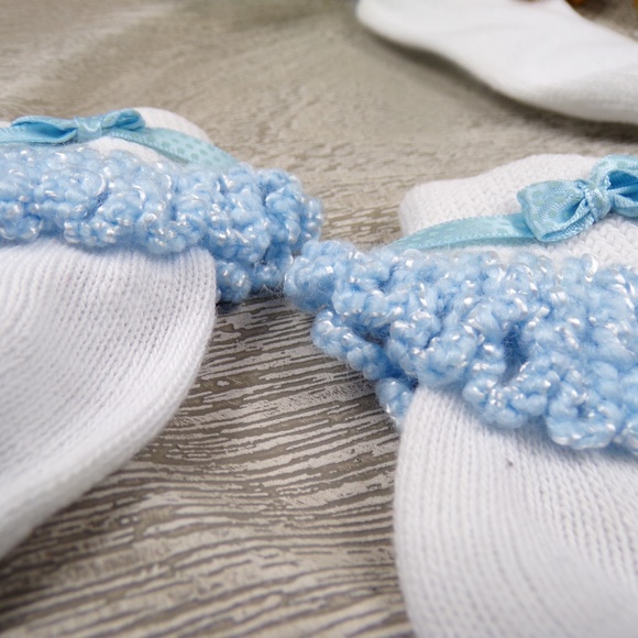 Set of 2 Crochet Trimmed Socks Blue & Brown - Picture 3 of 5